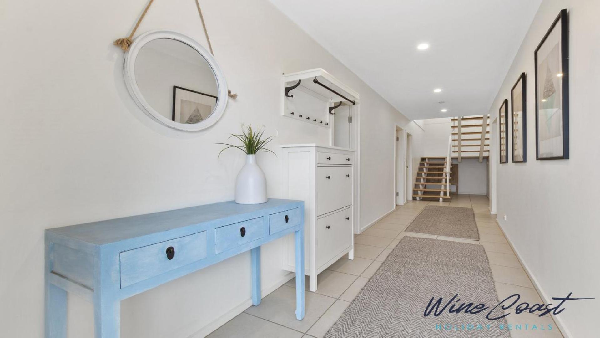 35 Degrees South By Wine Coast Holiday Rentals Port Noarlunga Exterior photo
