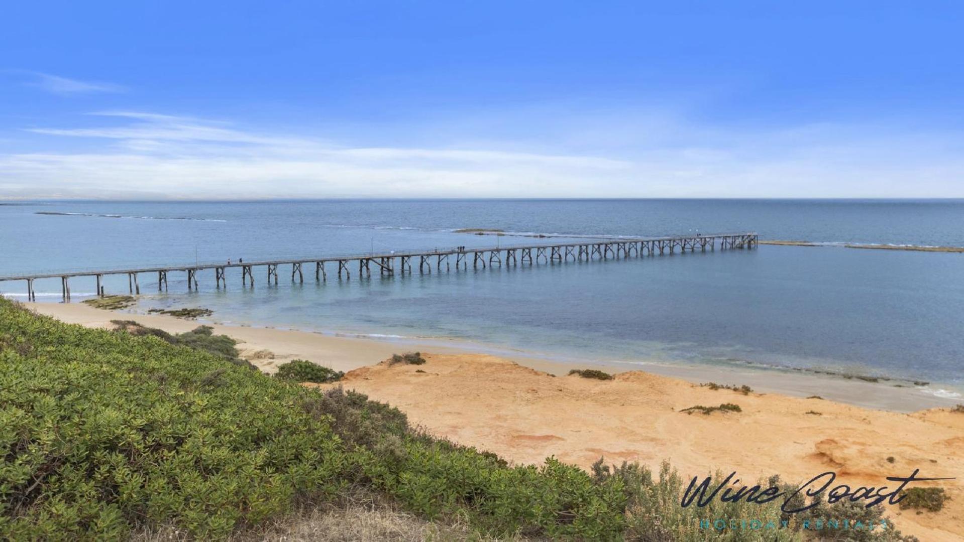 35 Degrees South By Wine Coast Holiday Rentals Port Noarlunga Exterior photo