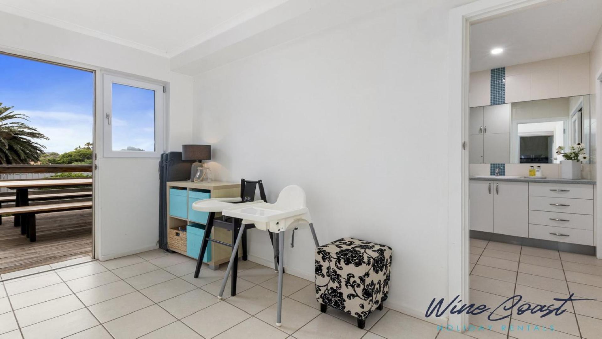 35 Degrees South By Wine Coast Holiday Rentals Port Noarlunga Exterior photo