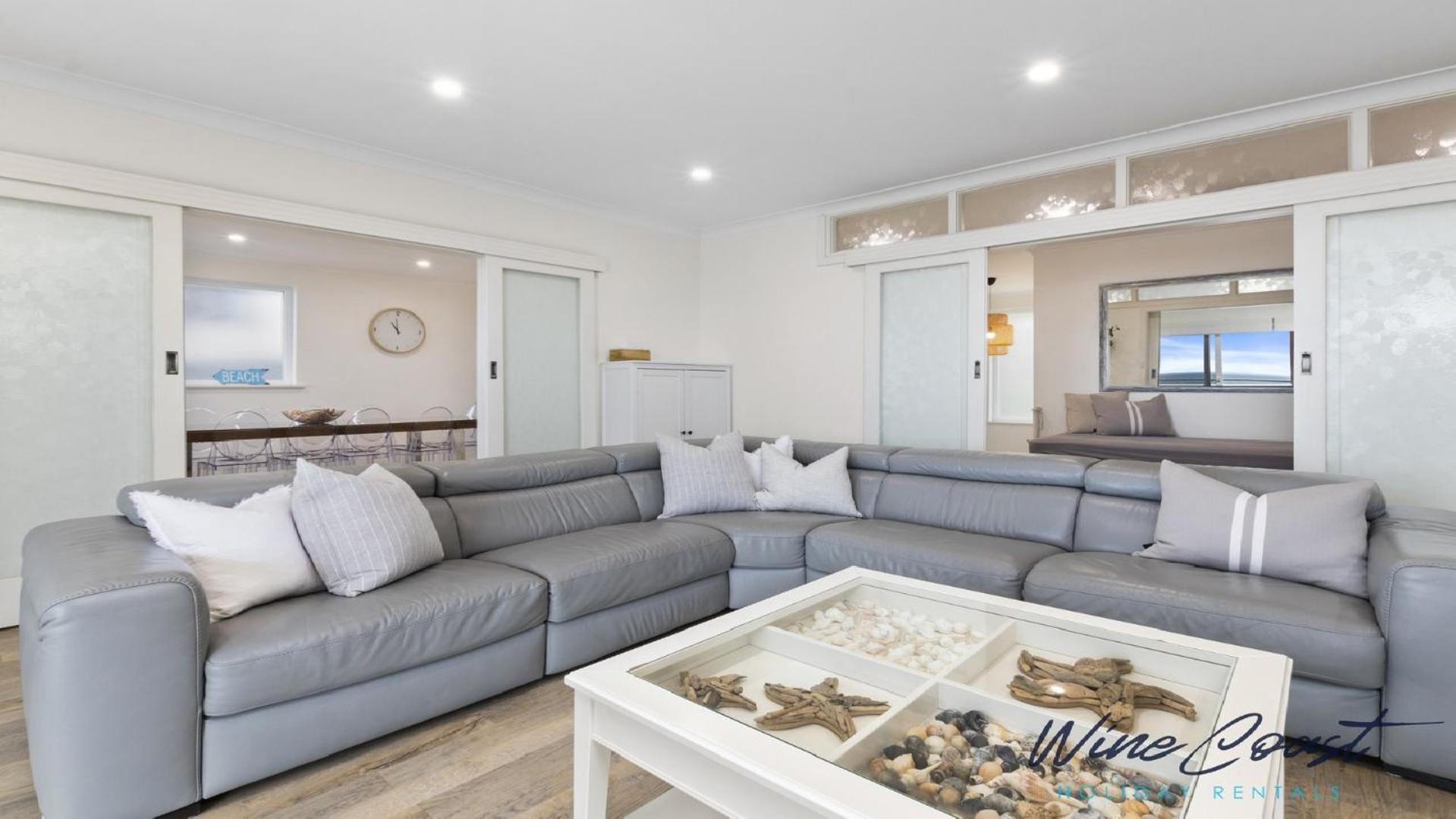 35 Degrees South By Wine Coast Holiday Rentals Port Noarlunga Exterior photo