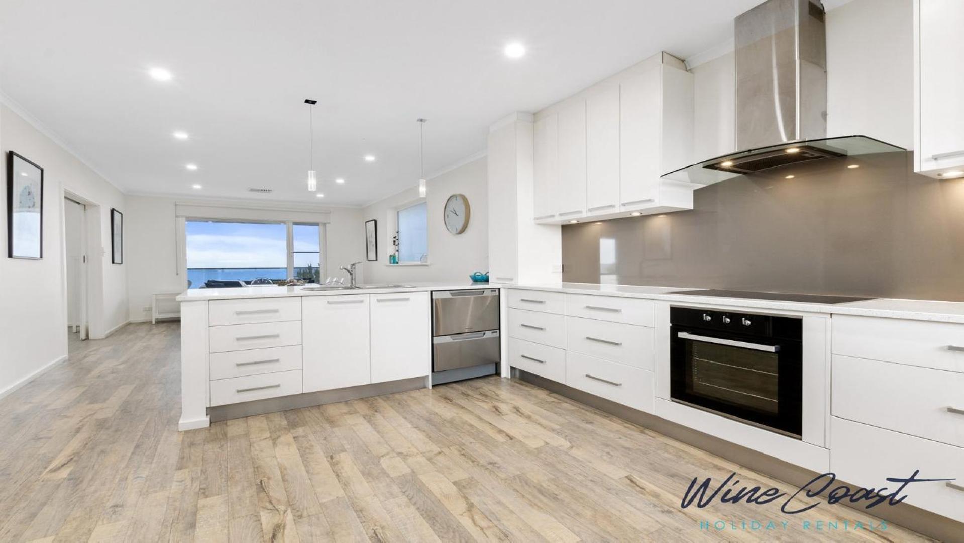35 Degrees South By Wine Coast Holiday Rentals Port Noarlunga Exterior photo